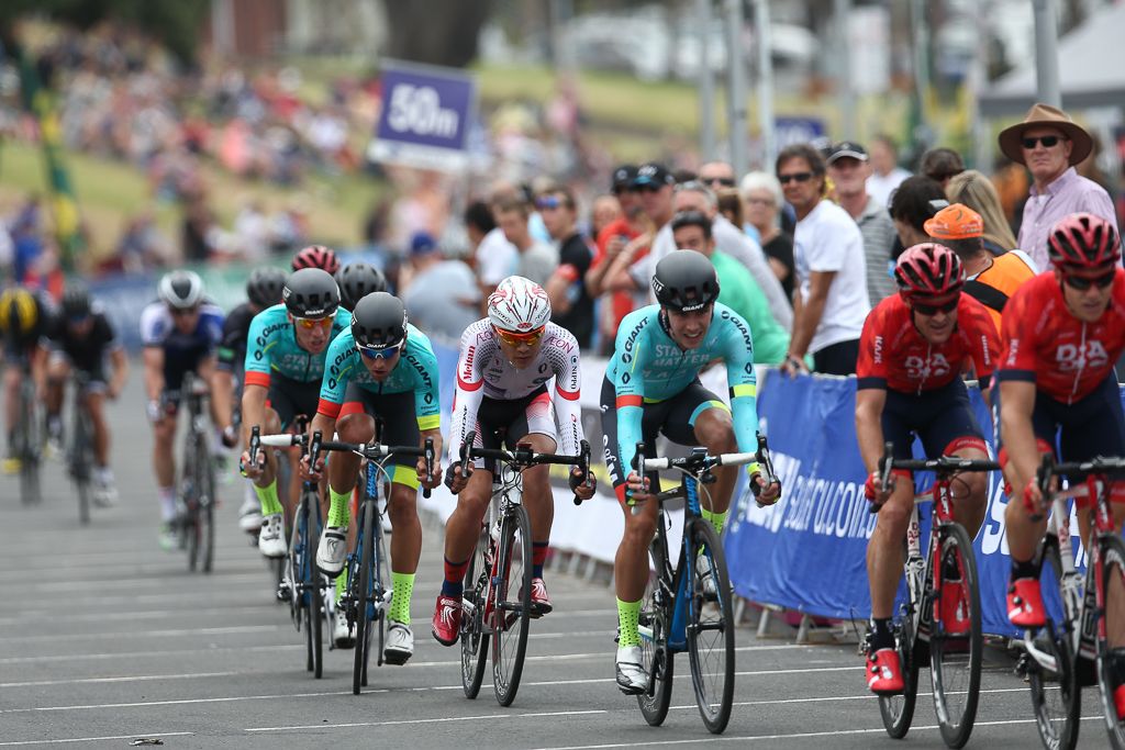 Drapac hit the front at the Mitchelton Bay Cycling Classic