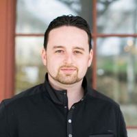 Erik Ofgang's avatar