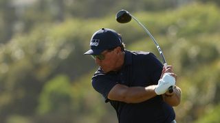 phil-mickelson-unusual-driver-web