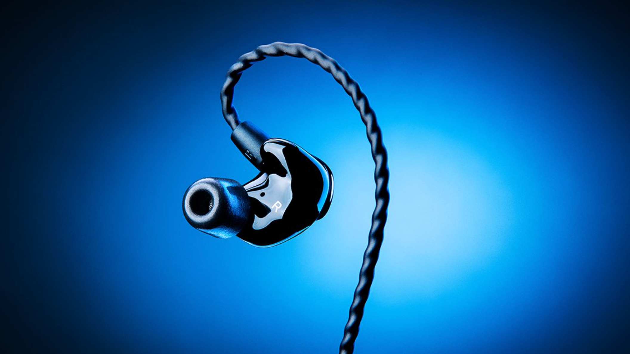 Razer Moray earbud showing the earpiece in detail, on blue background