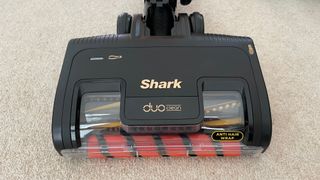 Shark DuoClean & Anti Hair Wrap Bagless Pet Vacuum CZ500UKT floorhead