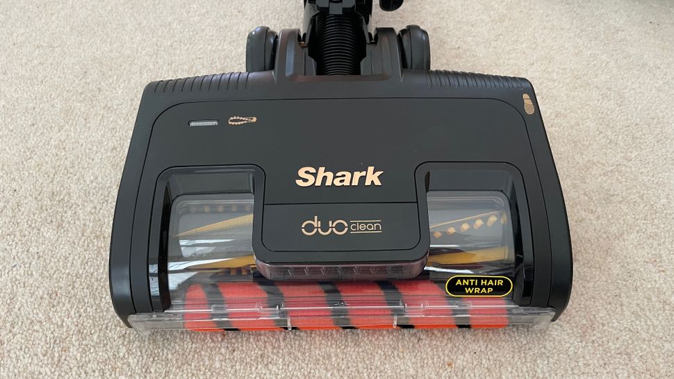Shark DuoClean & Anti Hair Wrap Bagless Pet Vacuum CZ500UKT review