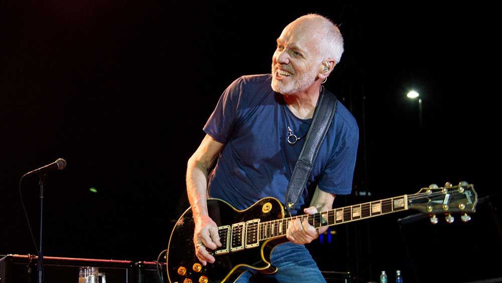 Peter Frampton onstage