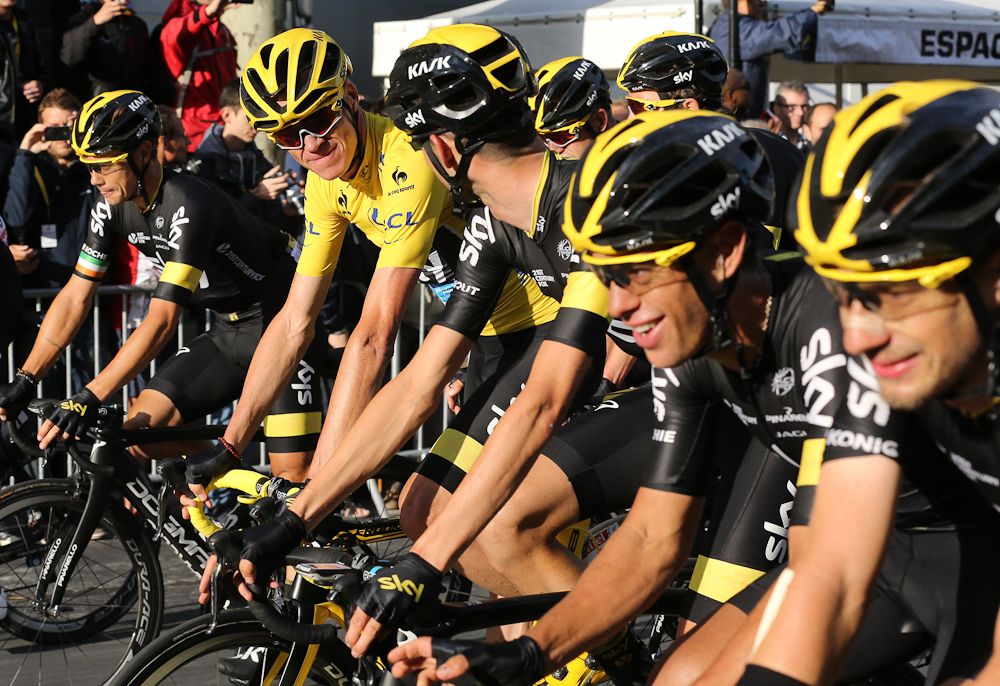 Team Sky line up duing the final stage of the 2015 Tour de France.