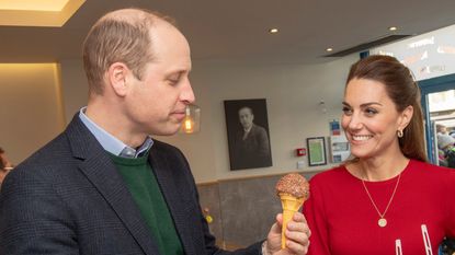 Kate and William eating ice cream 