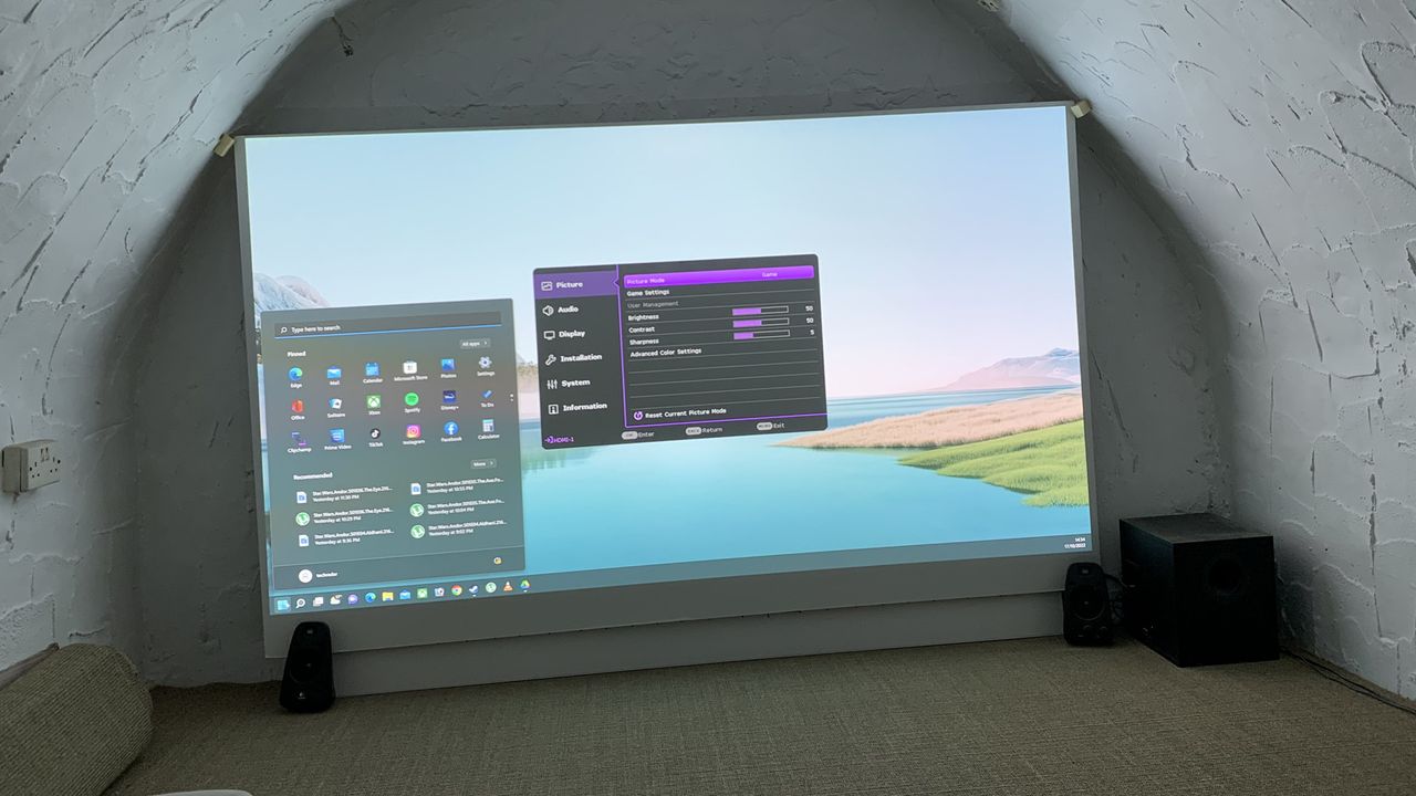 BenQ X3000i gaming projector