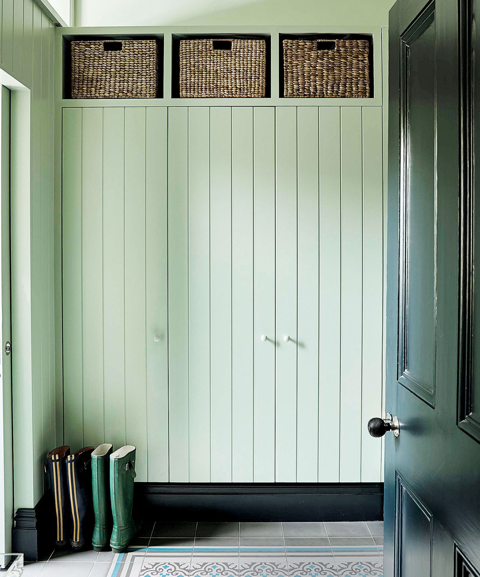 Modern hallway paneling ideas 10 practical but pretty looks Homes