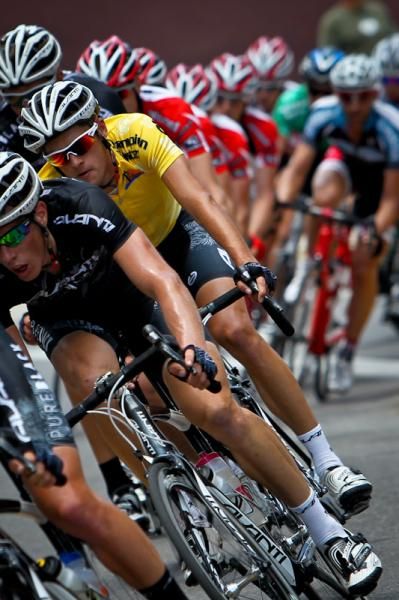 Scott Lyttle (Pure Black Racing) staying safely tucked in behind teammates.