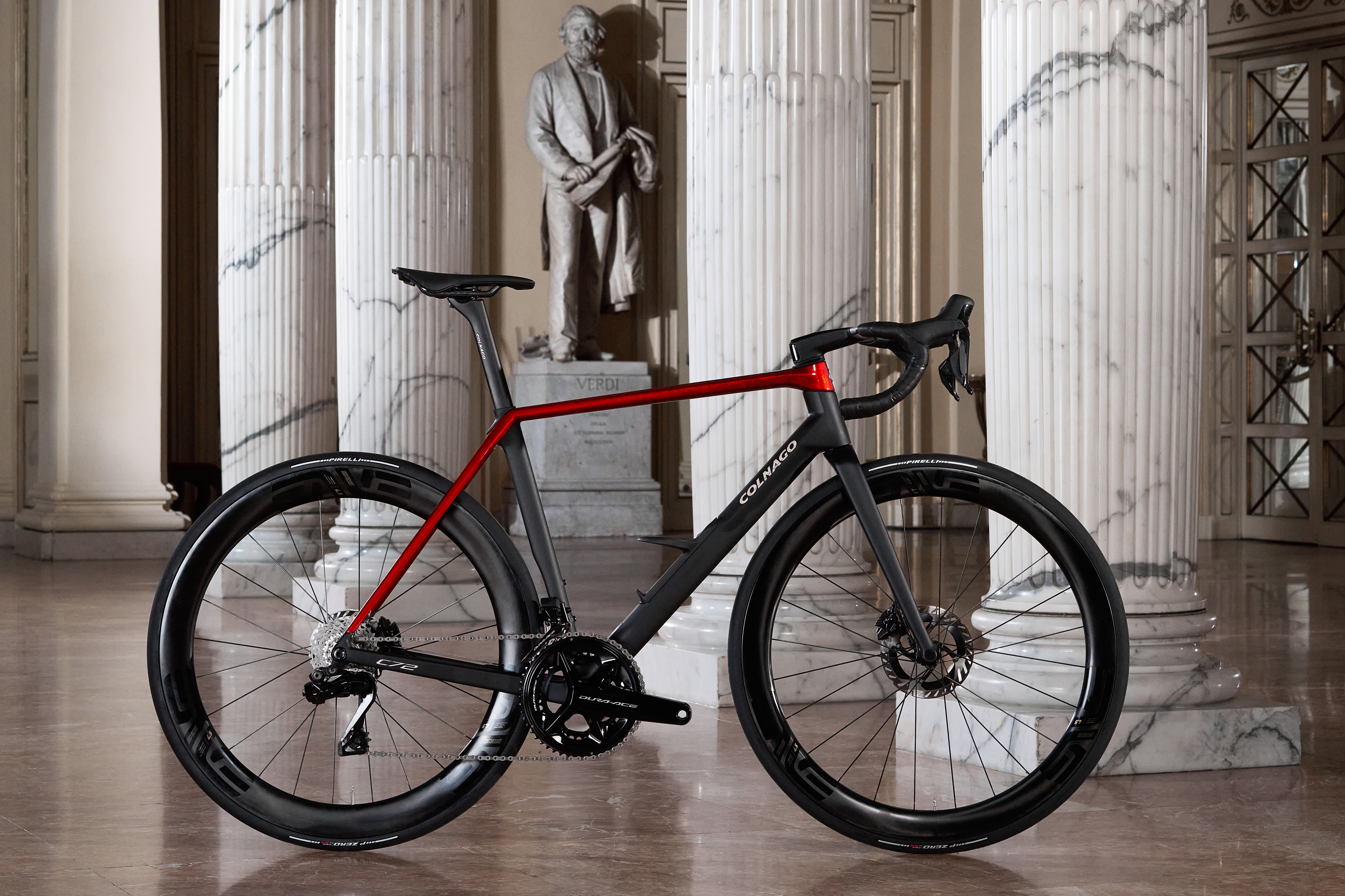 The Colnago C72 in Milan's Teatro alla Scala 