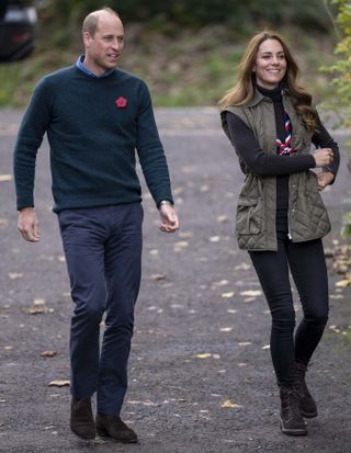 GLASGOW, SCOTLAND - NOVEMBER 01: Catherine, Duchess of Cambridge and Prince William, Duke of Cambridge visit Alexandra Park Sports Hub to meet with Scouts from across the area and learn more about the Scouts #PromiseToThePlanet campaign on November 1, 2021 in Glasgow, Scotland. (Photo by Mark Cuthbert/UK Press via Getty Images)