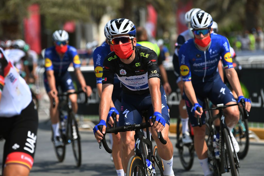 All the riders at the UAE Tour wore masks before stage starts