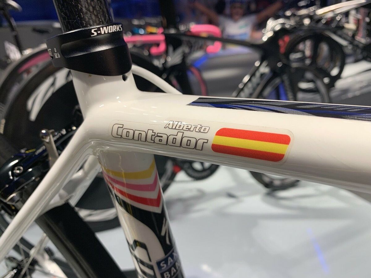 Contador's name on the top tube