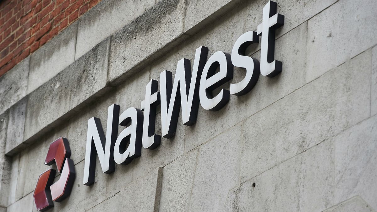 Natwest overdraft deals fees