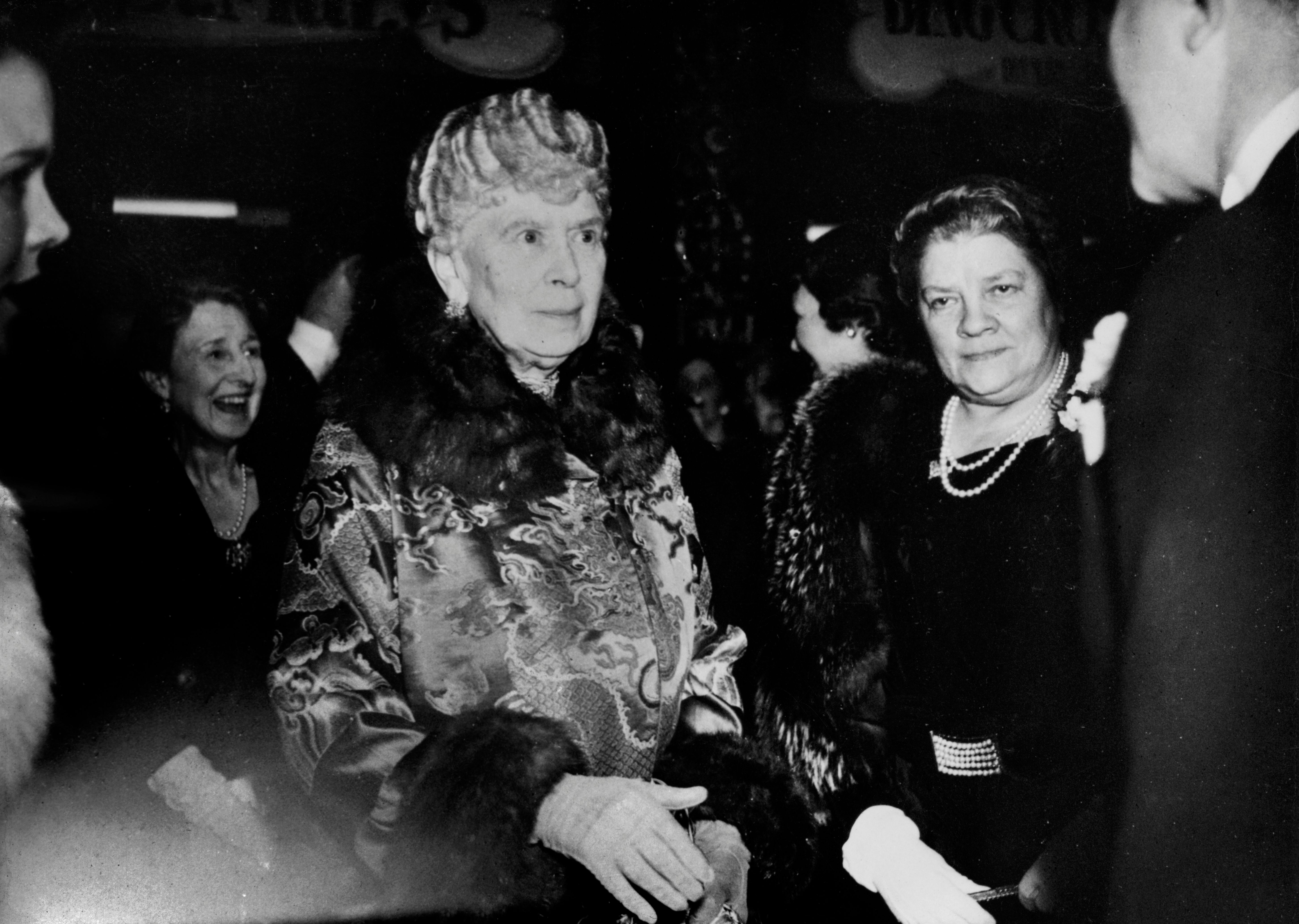 jewelry - queen mary