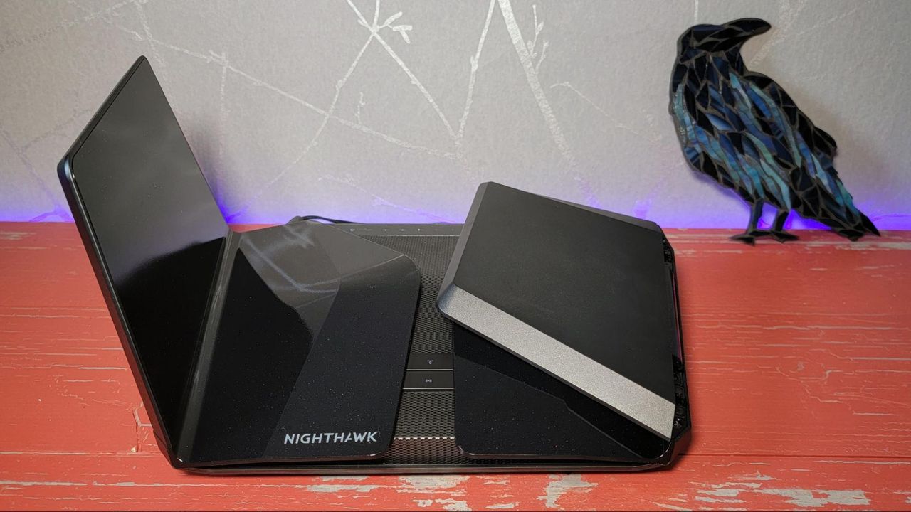 Netgear RAXE500 Tri-Band WiFi Router