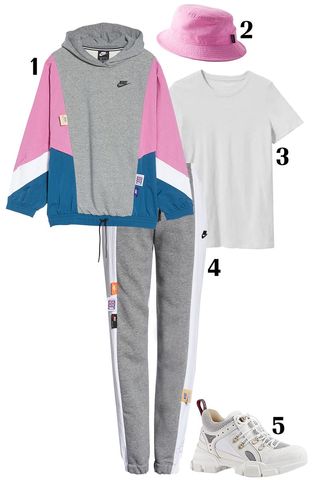Grey Sweatpants with Hot Pink T-shirt Outfits For Women (2 ideas & outfits)