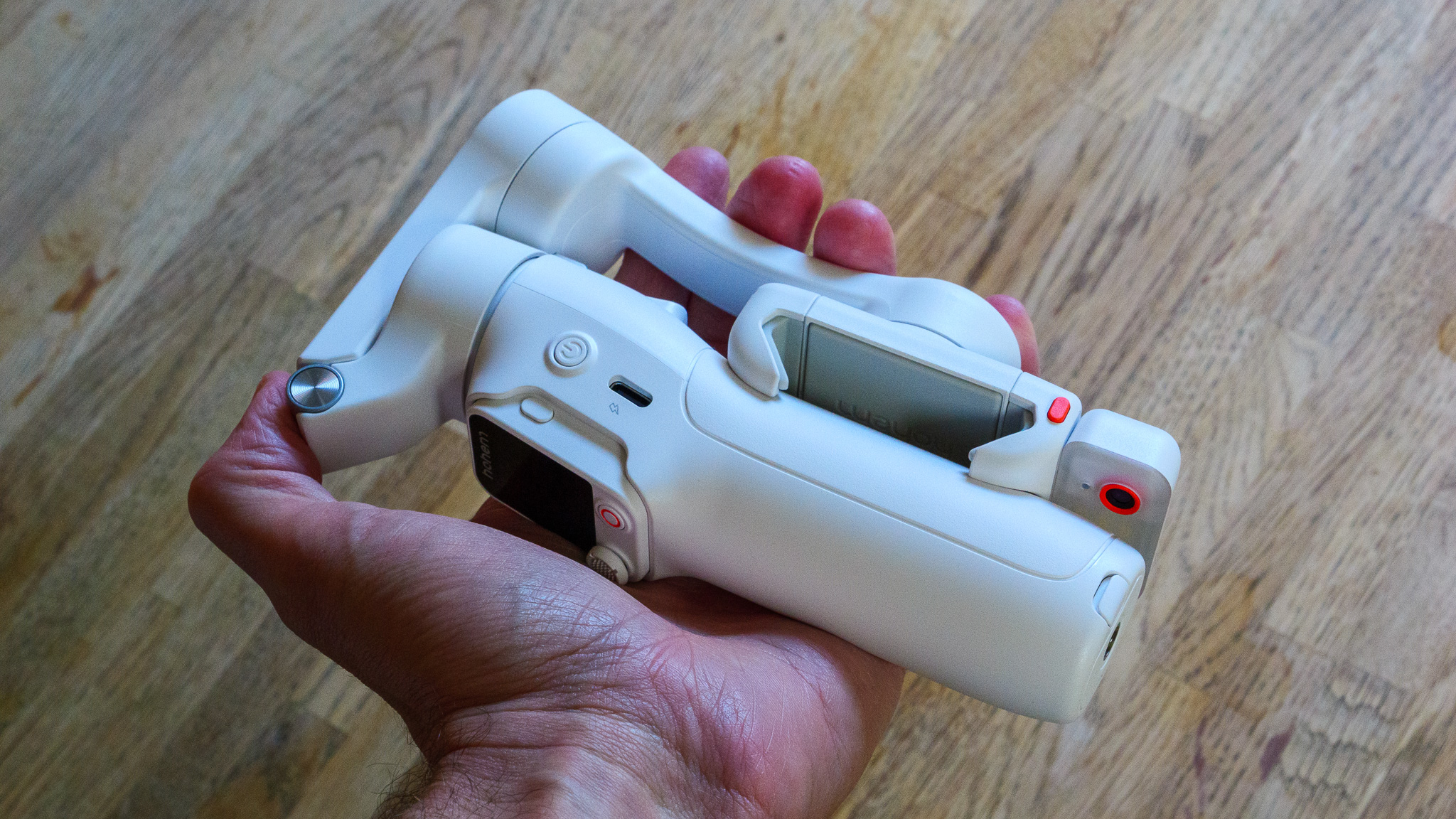 Hohem iSteady V3 Ultra smartphone gimbal