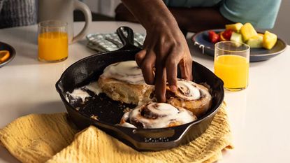 Lodge 10.25 Inch Seasoned Cast Iron Skillet