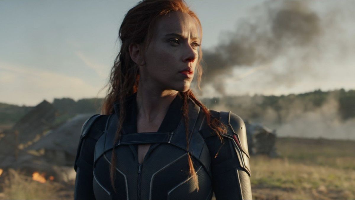 Natasha Romanoff (Scarlett Johansson) looks ahead in Black Widow (2021)