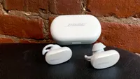best noise-cancelling headphones: Bose QuietComfort Earbuds