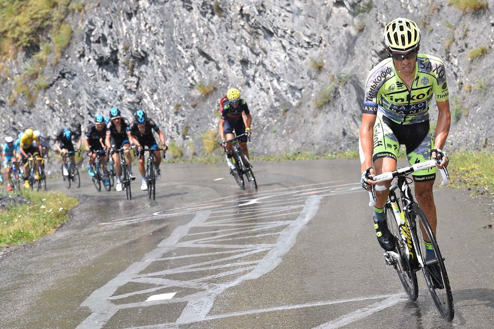 Alberto Contador attacks the GC group during stage 19