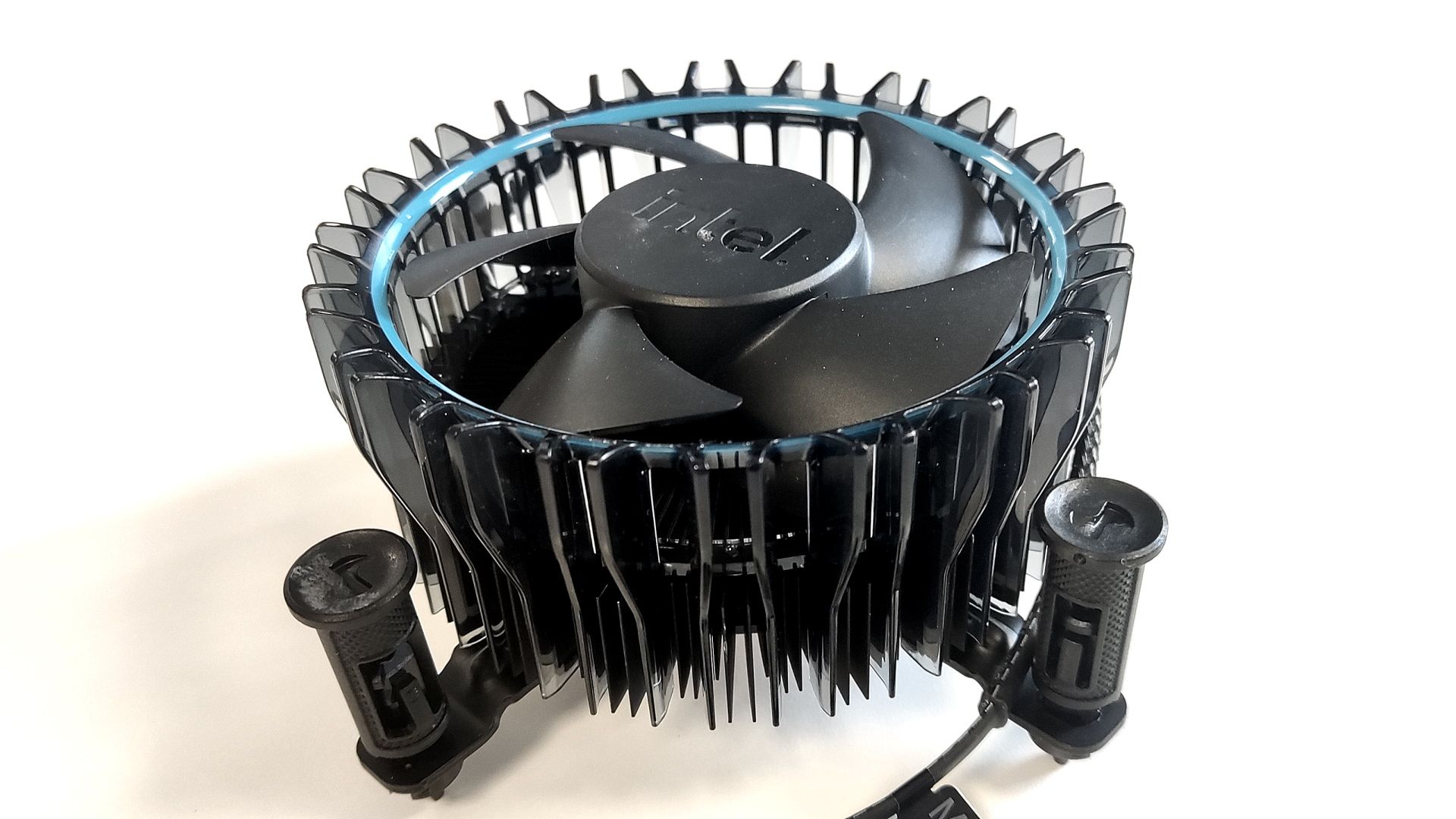 Кулер для core i5 9400f. Кулер i5 12400. intel stock cooler. стоковый кулер. intel box cooler.