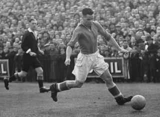 Billy Liddell in action for Liverpool against Fulham in October 1949.