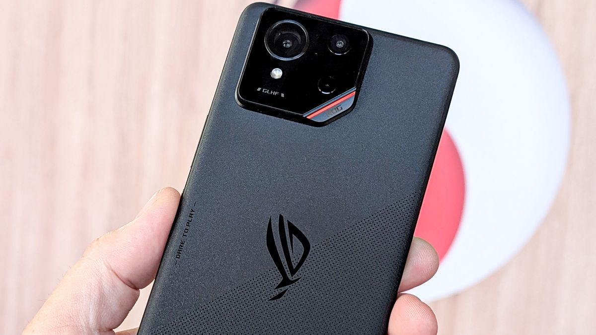 We got a sneak peek at the Asus ROG Phone 9, one of the first Snapdragon 8 Elite phones, and it’s going to be fast