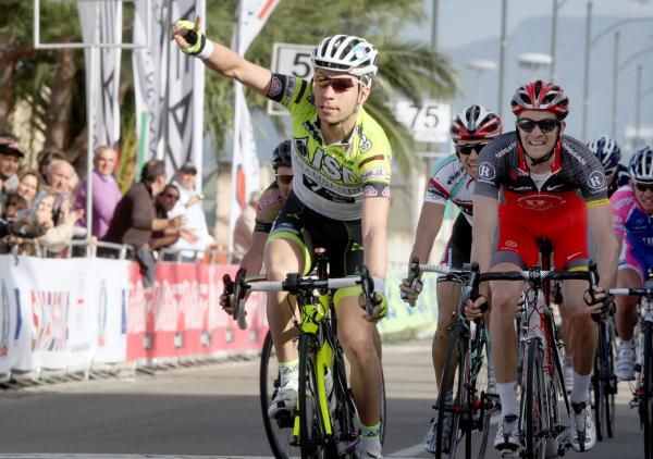 Giovanni Visconti (ISD-Neri) wins the 2010 Classica Sarda Olbia-Pantogia