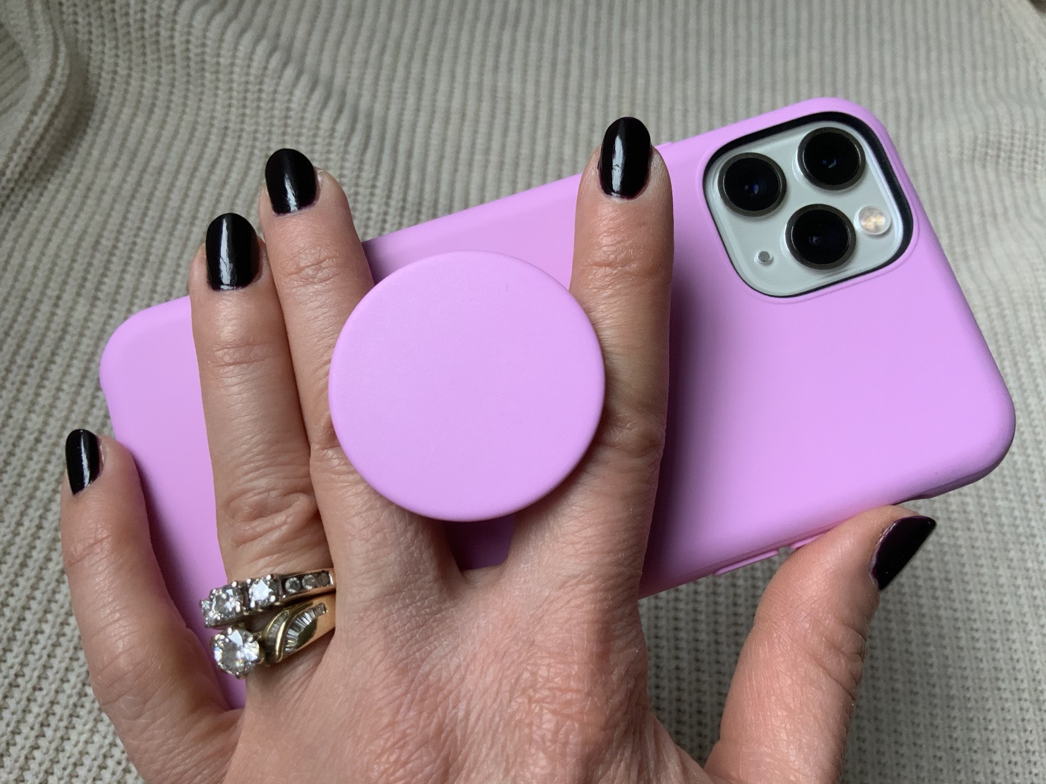 Otter + Pop Figura Case review: Sleeker PopGrip | iMore