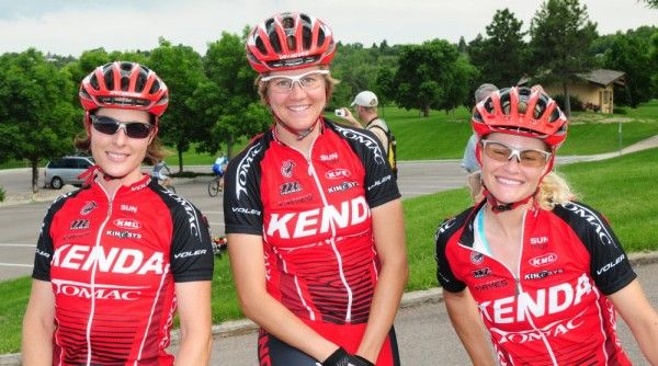 Kenda-Titus-Hayes Team Kathy Sherwin, Heather Holmes, and Zephanie Blasi