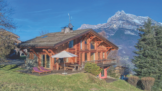 Timber chalet with views of Mont Blanc.