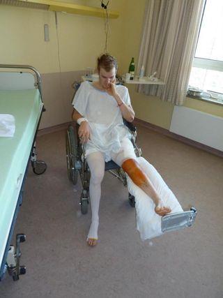Craig Lewis (HTC-Highroad) in hospital following his crash at the Giro d'Italia