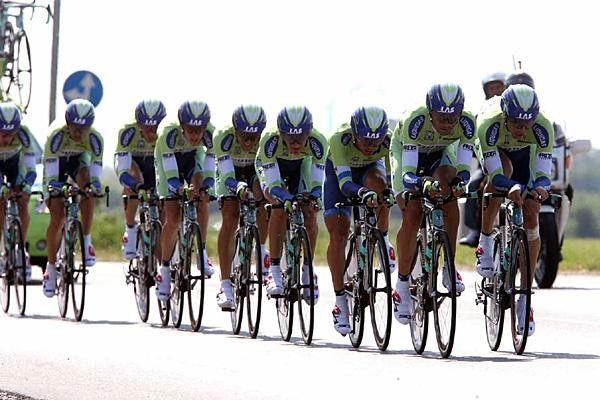 Liquigas powering to fourth place.