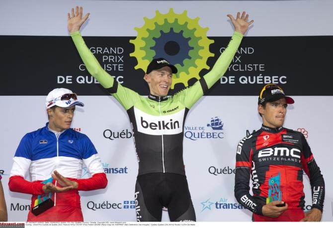 Robert Gesink (Belkin) on the top step of the podium