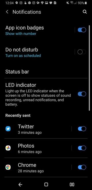 LED indicator and app icon badges