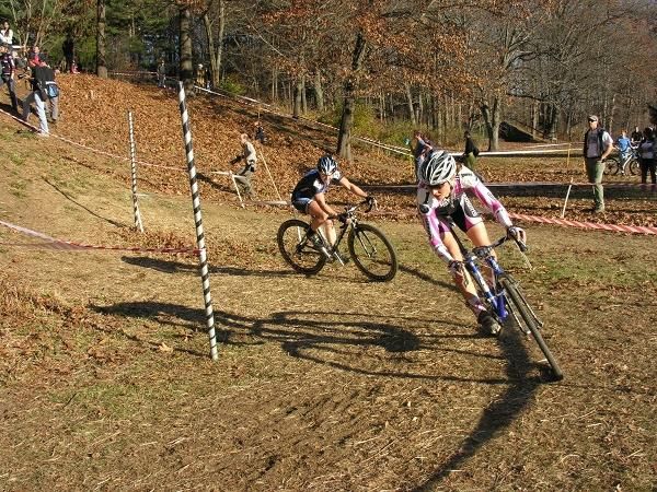 Laura Van Gilder trails Natasha Elliot as they chase McConneloug.