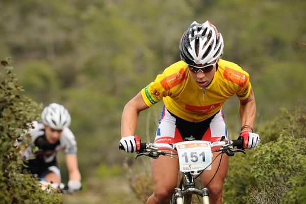 Annika Langvad (Easton Rockets) on a singletrack uphill