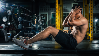Picture of Use this trainer’s five favorite abs stretches to recover faster after ...