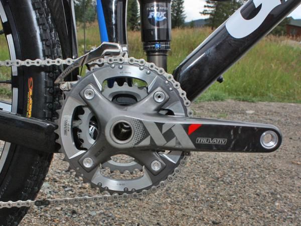Giant designers built the new Anthem Advanced SL with slightly narrower chain stay spacing to better accommodate the SRAM XX crankset's narrow Q-factor option.
