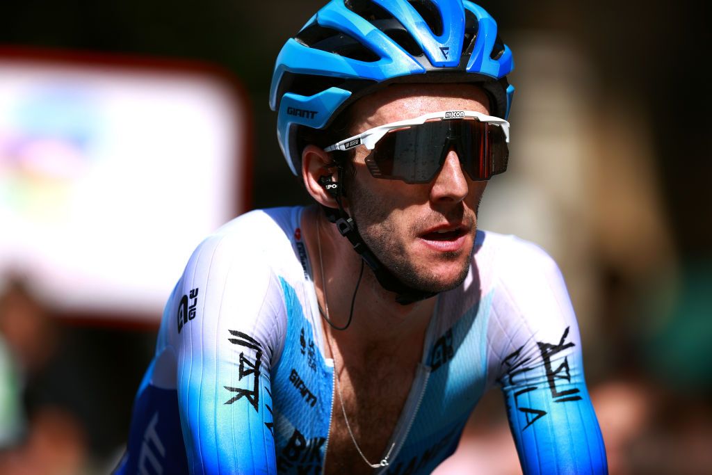 SAN SEBASTIAN SPAIN JULY 30 Simon Yates of United Kingdom and Team BikeExchange Jayco crosses the finishing line during the 42nd Donostia San Sebastian Klasikoa 2022 Mens Elite a 2248km race from San Sebastian to San Sebastian Klasikoa2022 on July 30 2022 in San Sebastian Spain Photo by Gonzalo Arroyo MorenoGetty Images