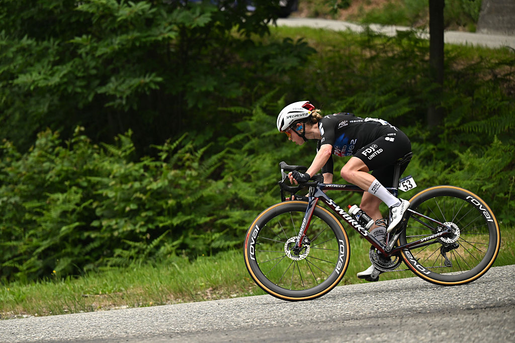 SALUZZO, ITALY - JUNE 07: Lauren Dickson of Great Britain and Team FDJ United - SUEZ competes in the chase group during the 37th Giro d&amp;amp;apos;Italia Women 2026 - Stage 9 a 145km stage from Saluzzo to Saluzzo / #UCIWWT / on June 07, 2026 in Saluzzo, Italy. (Photo by Luc Claessen/Getty Images)
