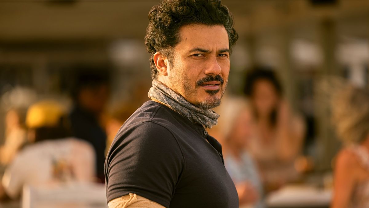 Rigo Sanchez as Lightner in episode 403 of Outer Banks