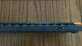 Cherry MX-LP 2.1 Compact Wireless port and switch