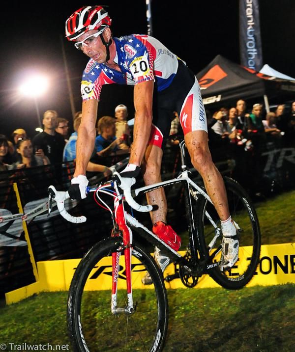 USA champion Todd Wells (Specialized) riding the barriers.