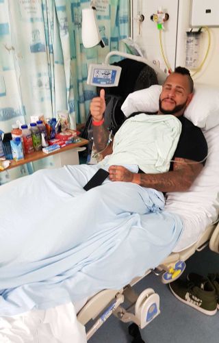 Tommy Vext in hospital