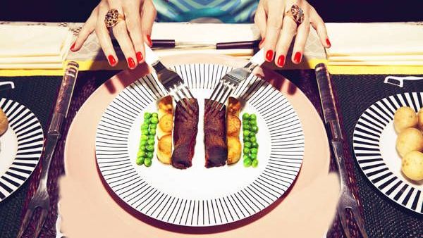 Food, Dishware, Cuisine, Plate, Tableware, Dish, Finger food, Fork, Meal, Recipe,