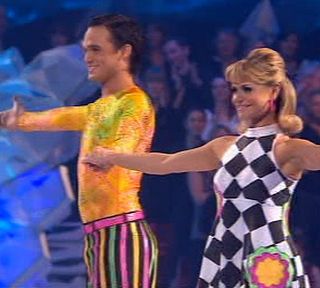 Gareth Gates kicked off this week's 60s themed Dancing On Ice
