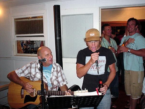 Hoppy on the Karioke
