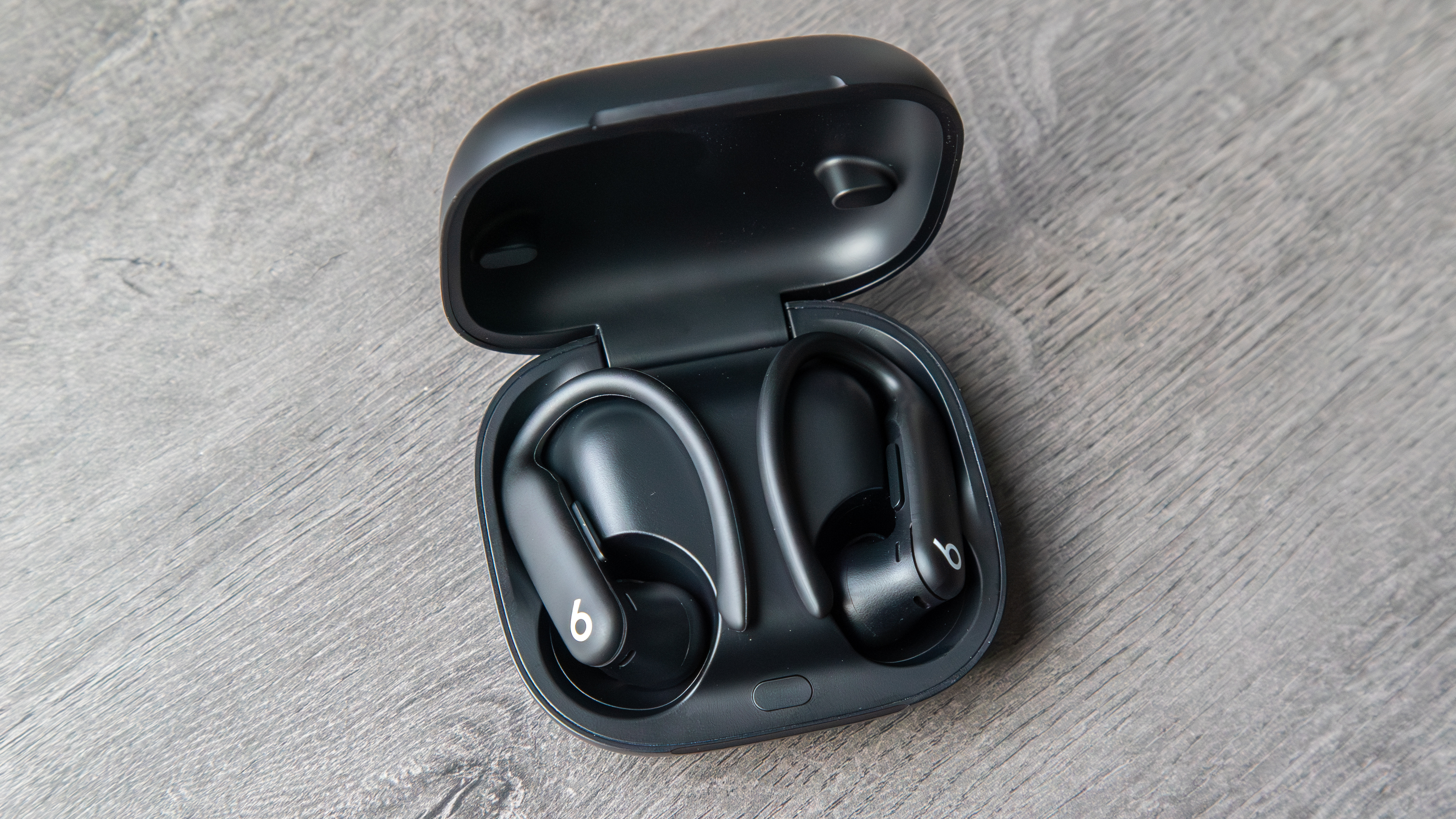 The Powerbeats Pro 2 in black